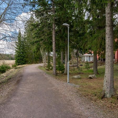 Uppsala Large Family Home Beside Forest Dış mekan fotoğraf